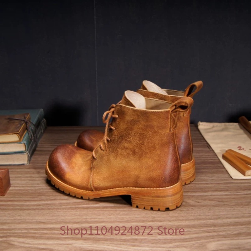 Leather Work Western - รองเท้าบูททะเลทรายสไตล์เรโทรทำมือ หนังแท้สำหรับผู้ชาย พื้นหนาทนทาน หนังวัวแท้ รองเท้าบูทสไตล์ตะวันตกสำหรับขี่มอเตอร์ไซค์ รองเท้าทำงานสำหรับผู้ชาย