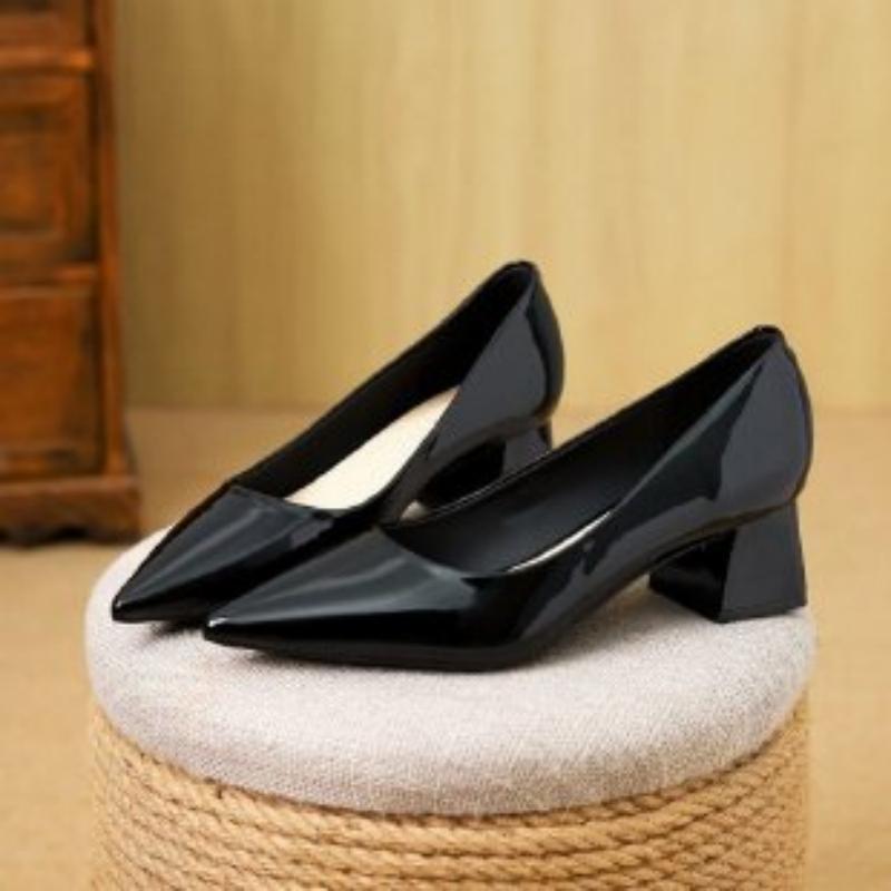รองเท้าส้นเตี้ยหัวแหลมหนังแก้ว - Leather Work Women Shoes บทวิจารณ์และราคา