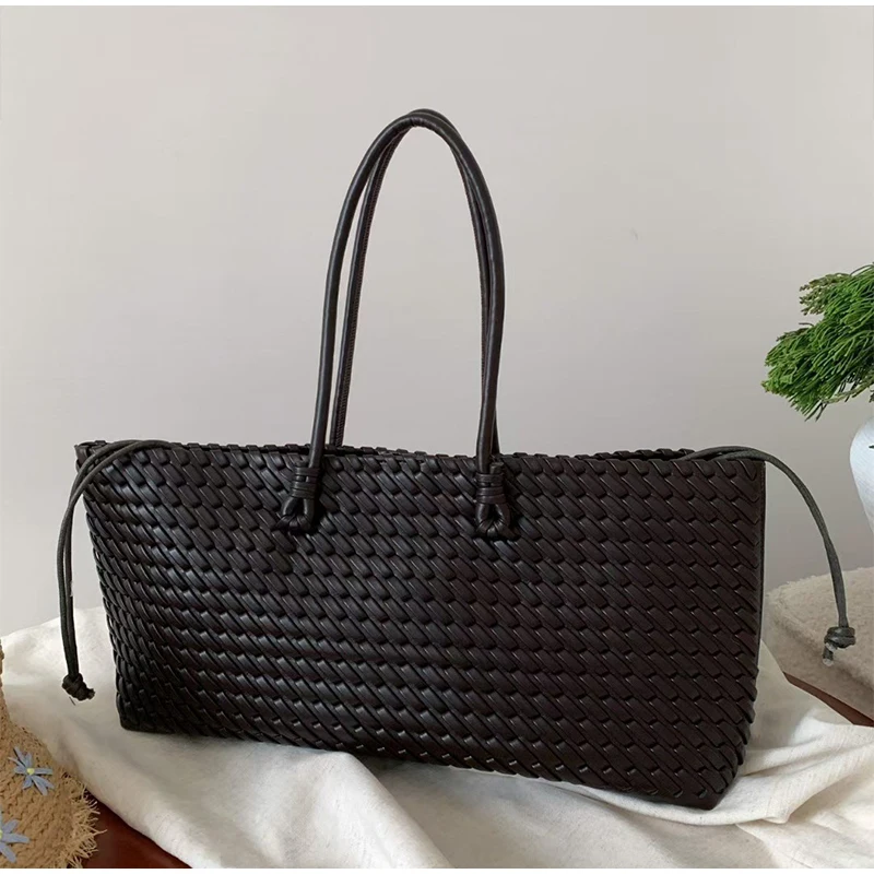 กระเป๋าโท้ทหนัง PU ดีไซน์หรูหร - Leatherwork Workshop บทวิจารณ์และราคา