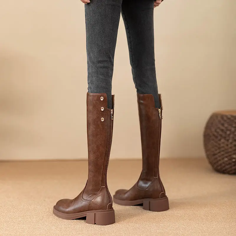 รองเท้าบูทผู้หญิงทรงสูงถึงเข่า - Leather Work Women Shoes บทวิจารณ์และราคา